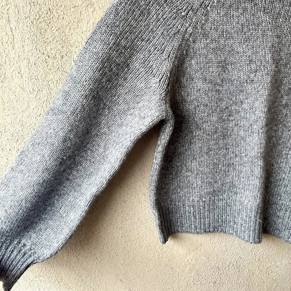 Banana Republic Spacedye Mock Neck Sweater Grey Small - Picture 5 of 6
